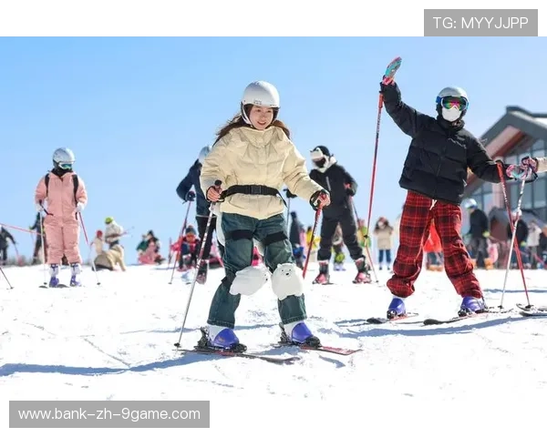 冰雪运动俱乐部加强少儿滑雪课程的场地维护与气象保障，冰雪运动项目的好处